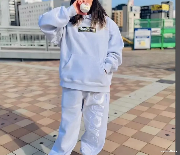 Light S Box XL M Grey Logo L 23Fw Red Black White Hooded Flower 0706